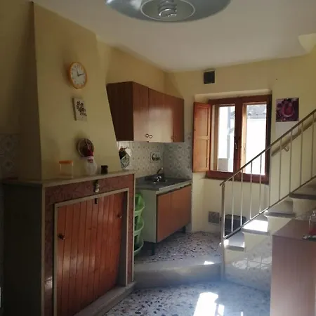 Vacation House For Via G Pronio, بيت للعطل *